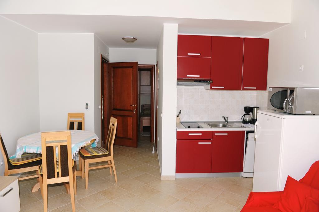 Apartments Kaja Barbat na Rabu 객실 사진
